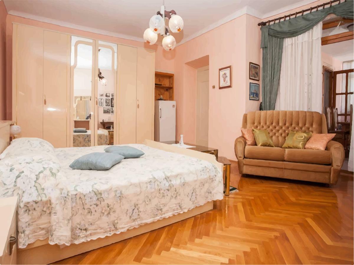 Apartment Carera Rovinj Exterior photo